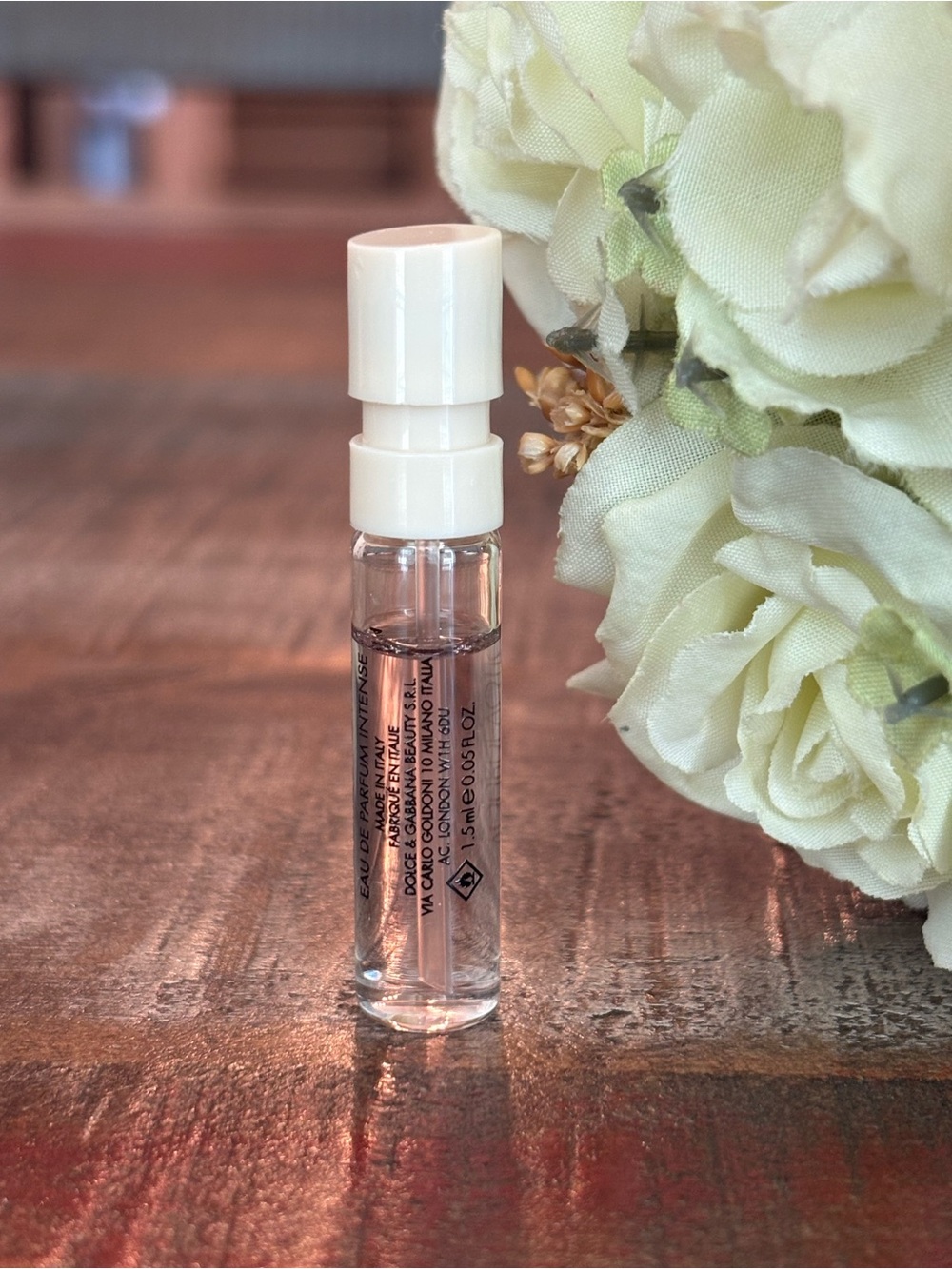 Dolce & Gabbana DEVOTION COSMETIC BAG + YOUR DEVOTION INTENSE Fragrance Sample! - Picture 8 of 11
